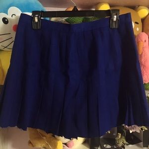 Distressed Bottom Pleated Skirt